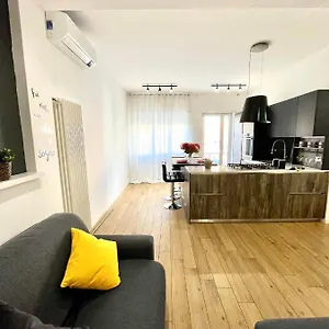  Apartment Pamphili Charme